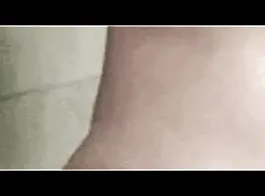 sexy film video mein dekhne wali