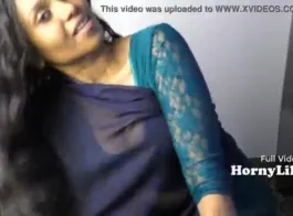 भारतीय घरवाली को थकान महसूस होने से तीन लोगों की मांग करते हुए अश्लील वीडियो