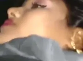 देसी बीबी की सेक्सी चुदाई का वीडियो