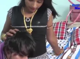 भारतीय भाभी बड़े स्तन सेक्स वीडियो