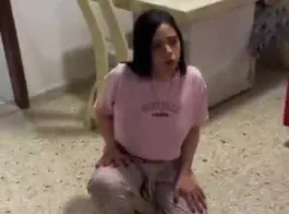 लड़की को सेक्स करते हुए वीडियो